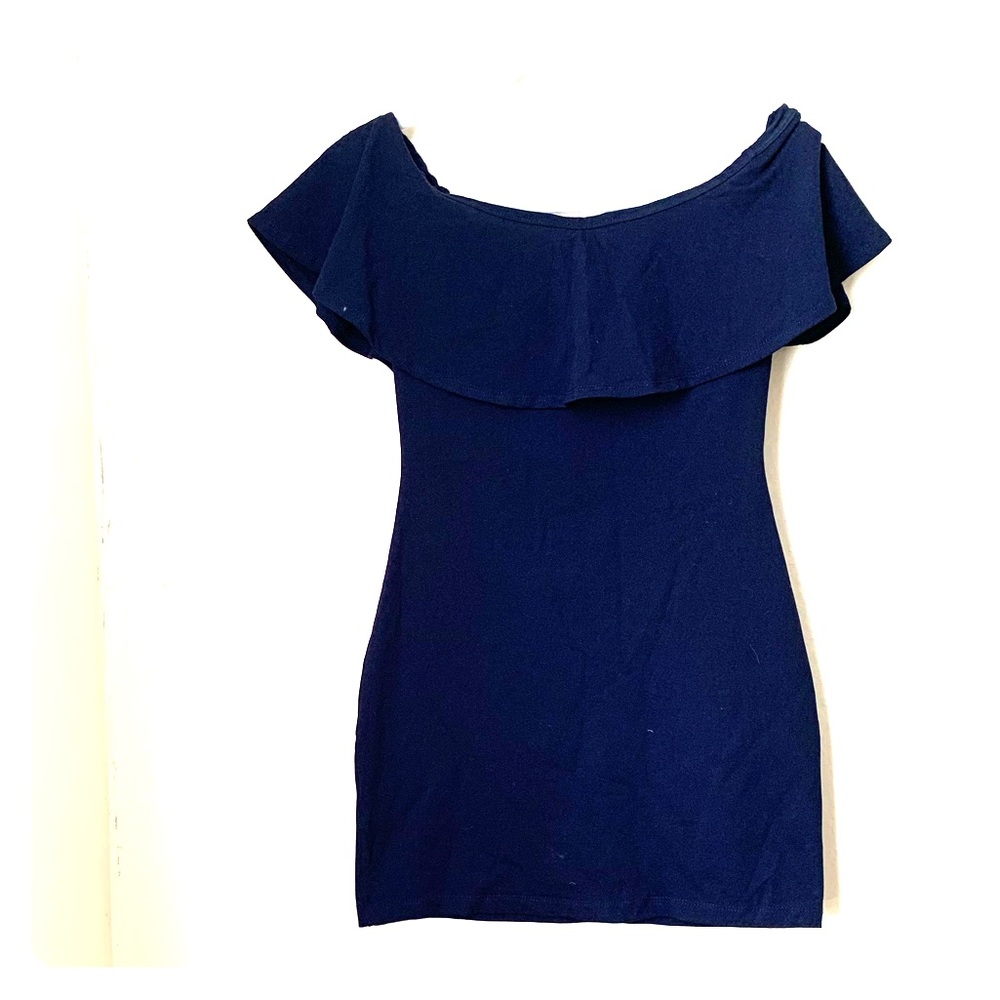 Susana Monaco off the shoulder dress.